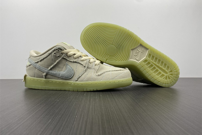 Dunk SB Nike SB Low “Mummy” DM0774-111