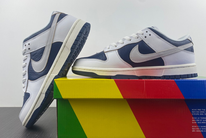 HUF x Nike SB Dunk Low NYC  FD8775-100