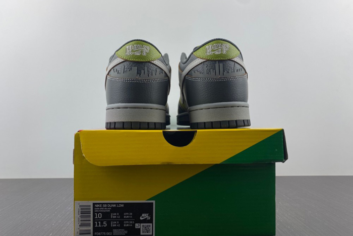 HUF x Nk SB Dunk Low NYC FD8775-002