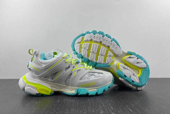 Balenciag Track 3.0  542436 W3AC6 9704