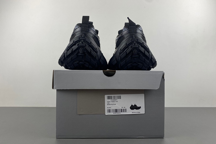 Ba*len*cia*ga 3xl distressed-mesh trainers  784342 w2mvz 1010